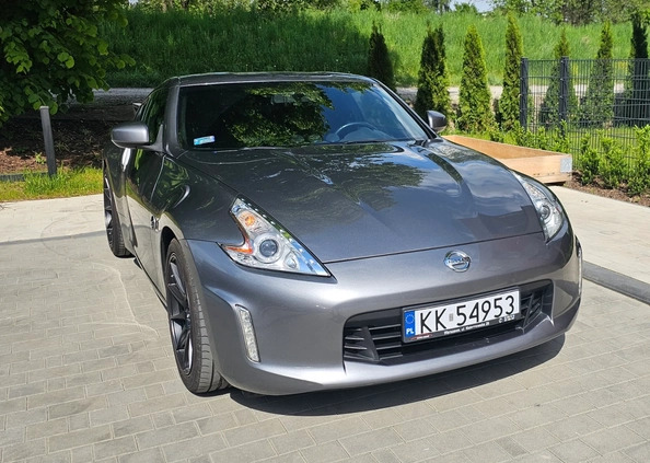 Nissan 370 Z cena 97000 przebieg: 150000, rok produkcji 2016 z Kraków małe 121